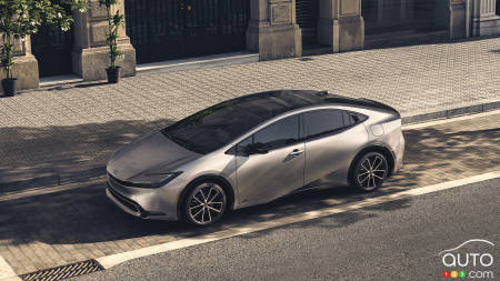 Los Angeles 2022: Redesigned 2023 Toyota Prius Debuts
